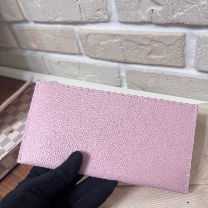 Lv 白棋盤格 三合一信封包-11