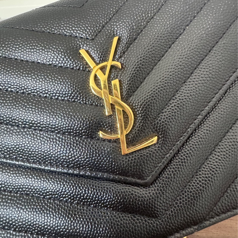 Ysl  黑金魚子醬 小號woc-10