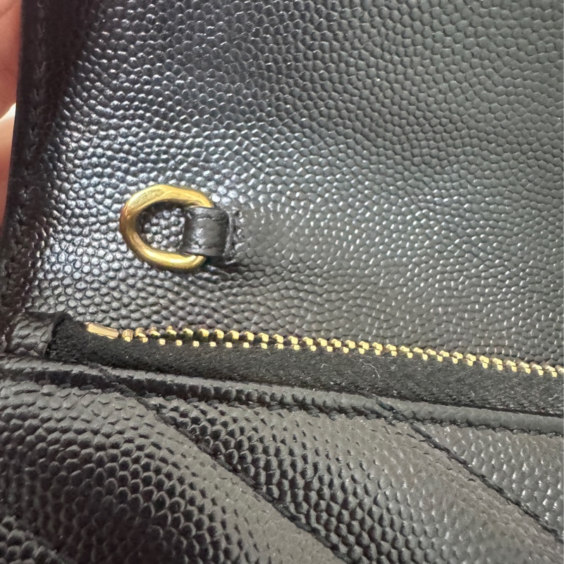 Ysl  黑金魚子醬 小號woc-34