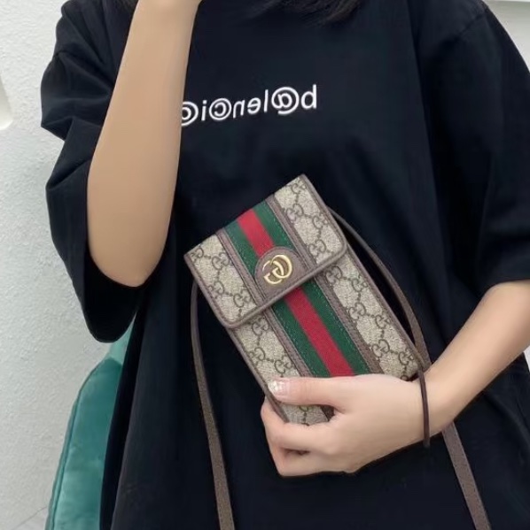 gucci 手機包-2