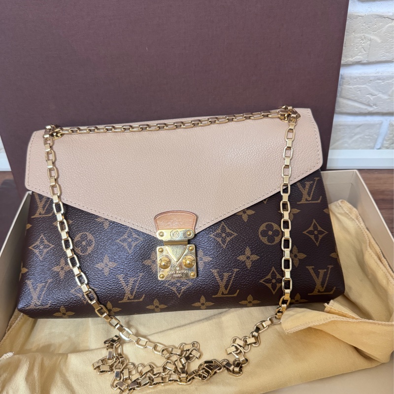 Lv   老花拼色信封包-5