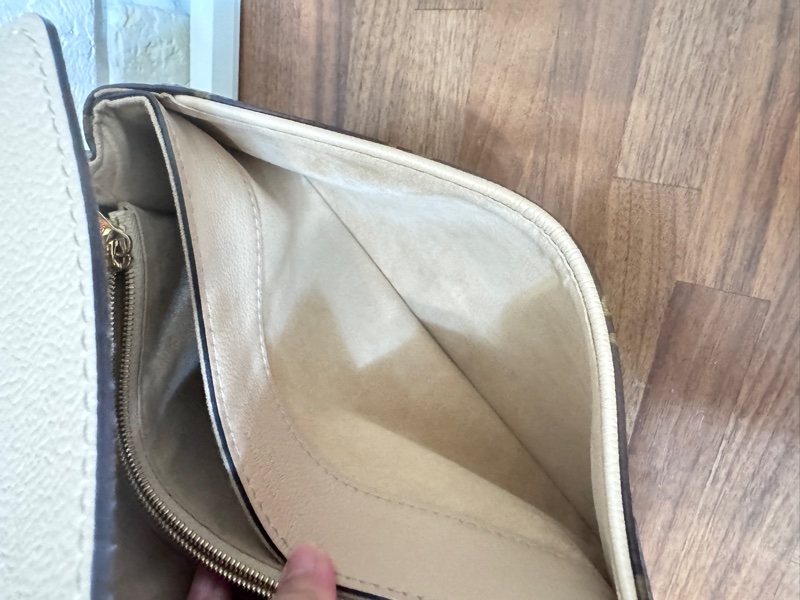 Lv   老花拼色信封包-22