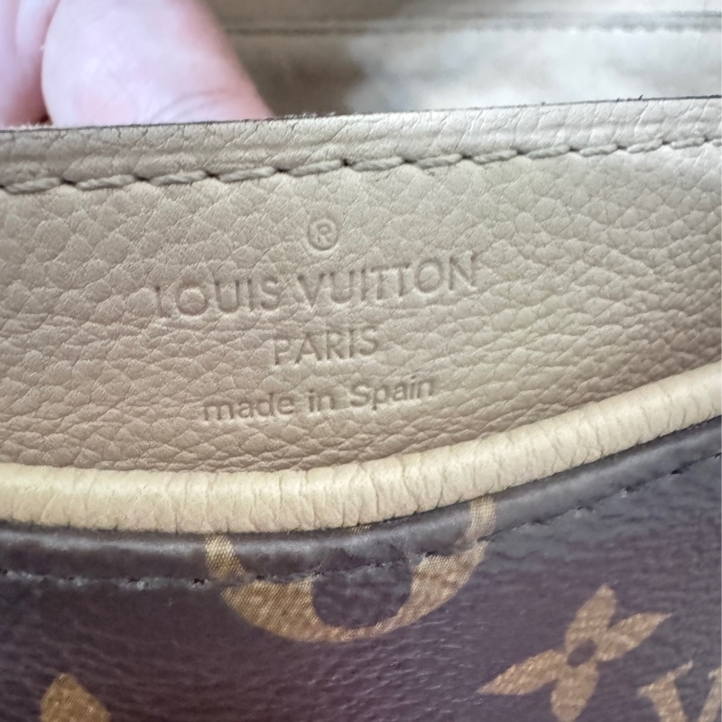 Lv   老花拼色信封包-28