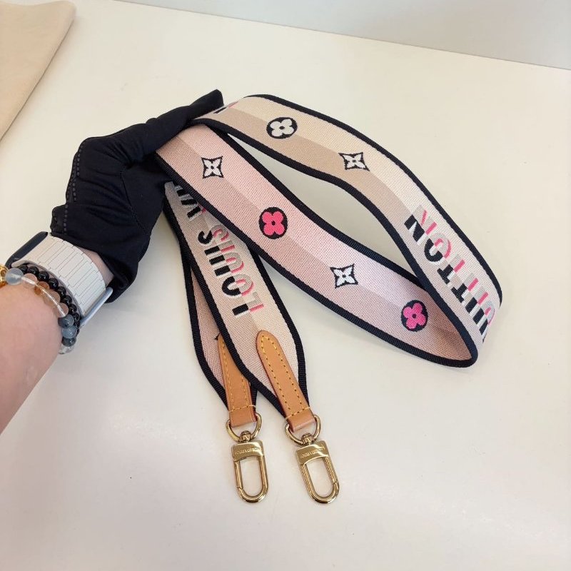 芯片款 路易威登/Louis Vuitton Diane老花法棍腋下包-9