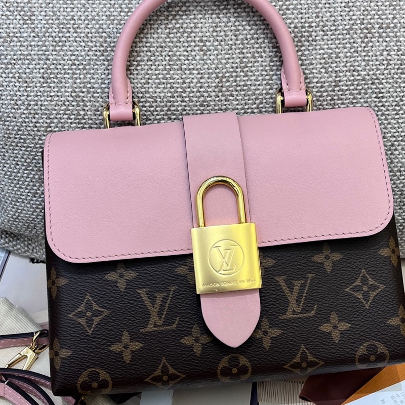 Louis Vuitton 路易威登 老花粉色lockybb鎖頭包 21年配塵袋-1