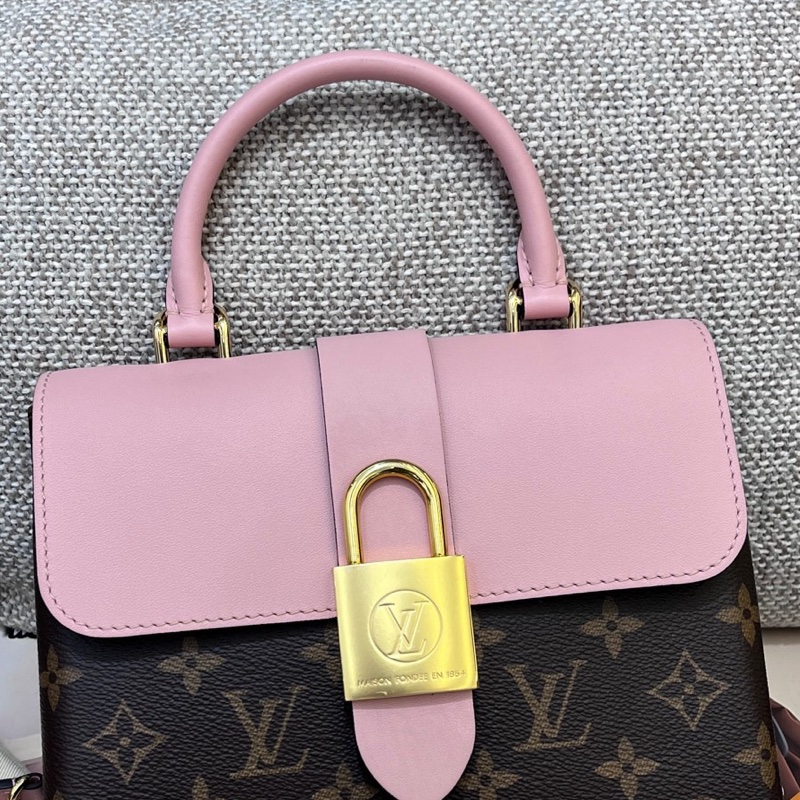 Louis Vuitton 路易威登 老花粉色lockybb鎖頭包 21年配塵袋-9