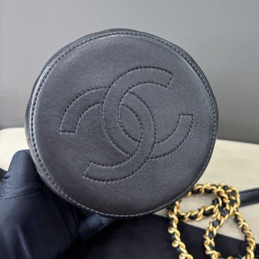 芯片款 香奈兒/Chanel 黑金羊皮圓桶鏈條包-4