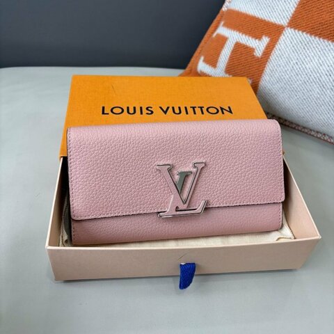 近新品 路易威登/Louis Vuitton Capucines繫列粉色全皮長款錢包