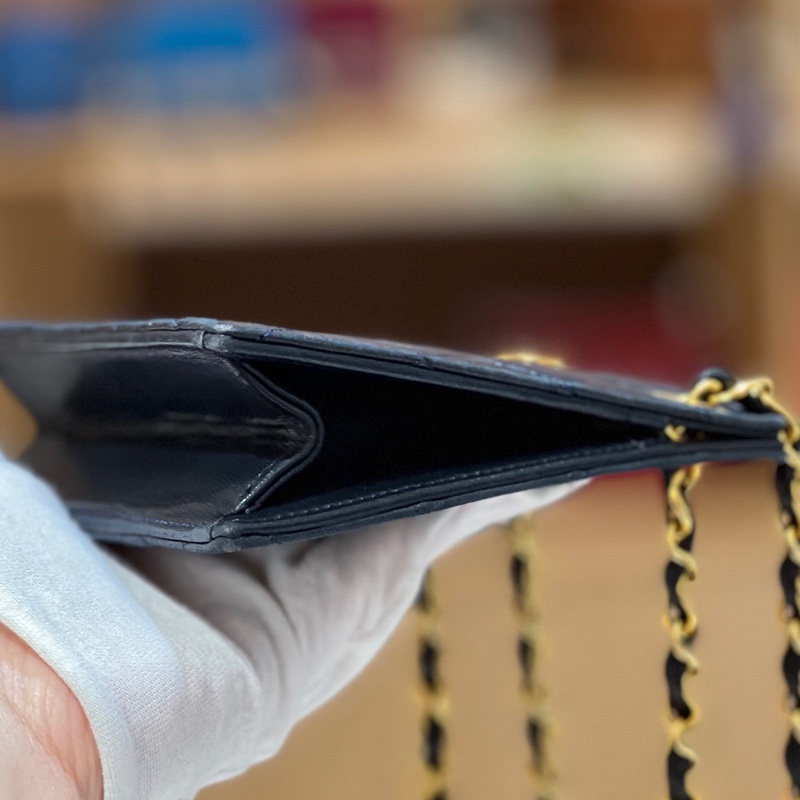 CHANEL黑金羊皮mini链条包-5