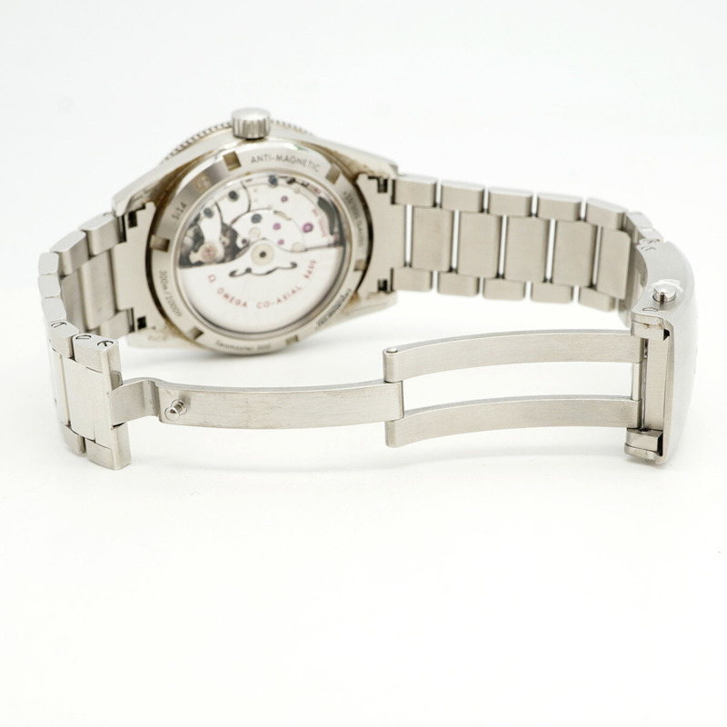 歐米茄海馬系列 233.30.41.21.01.001 黑色錶盤男士腕錶-3