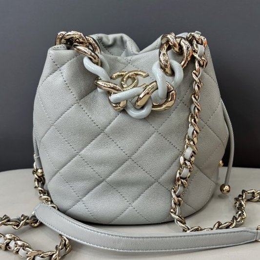 芯片款 香奈兒/Chanel 淺灰色抽繩水桶包-6