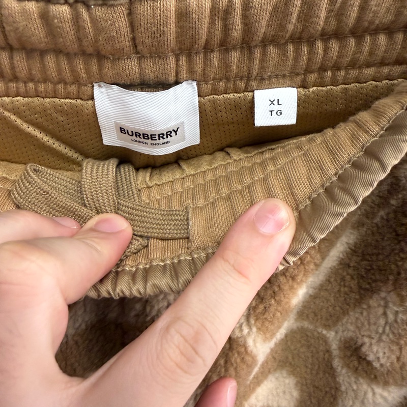 二手Burberry TB logo泰迪熊運動套裝（外套XXL、長褲XL)-15