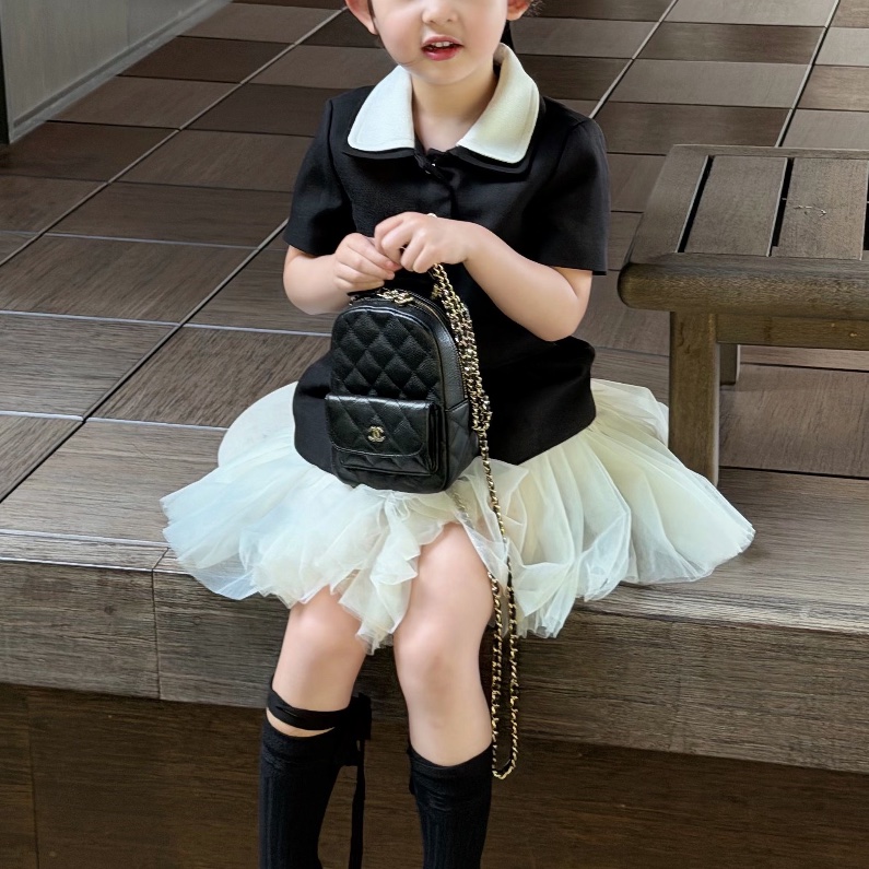 CHANEL香奈兒黑金荔枝牛皮24Cmini小書包全配購證🎒-1