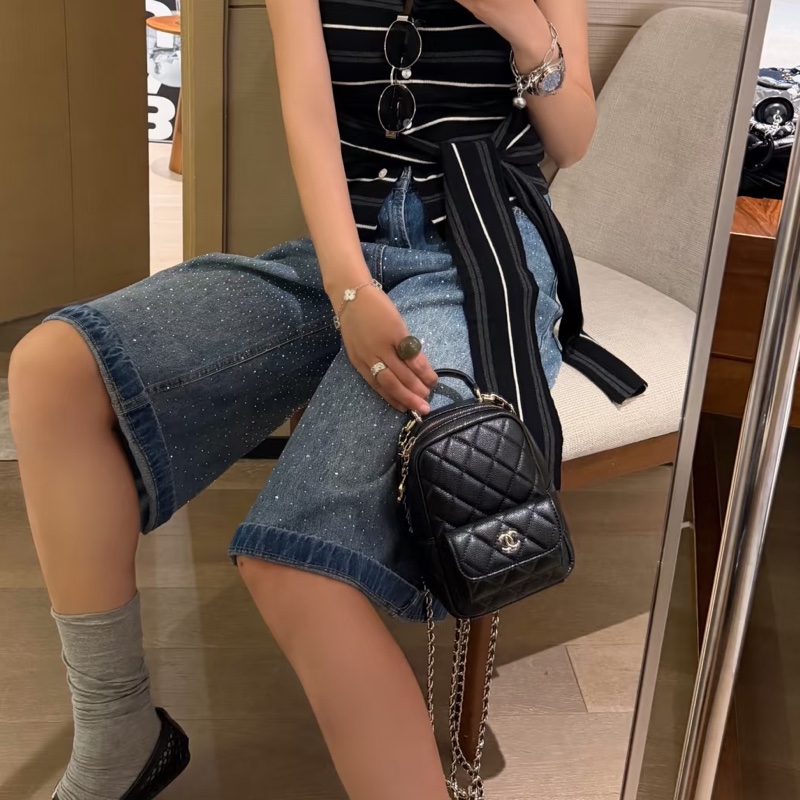 CHANEL香奈兒黑金荔枝牛皮24Cmini小書包全配購證🎒-16