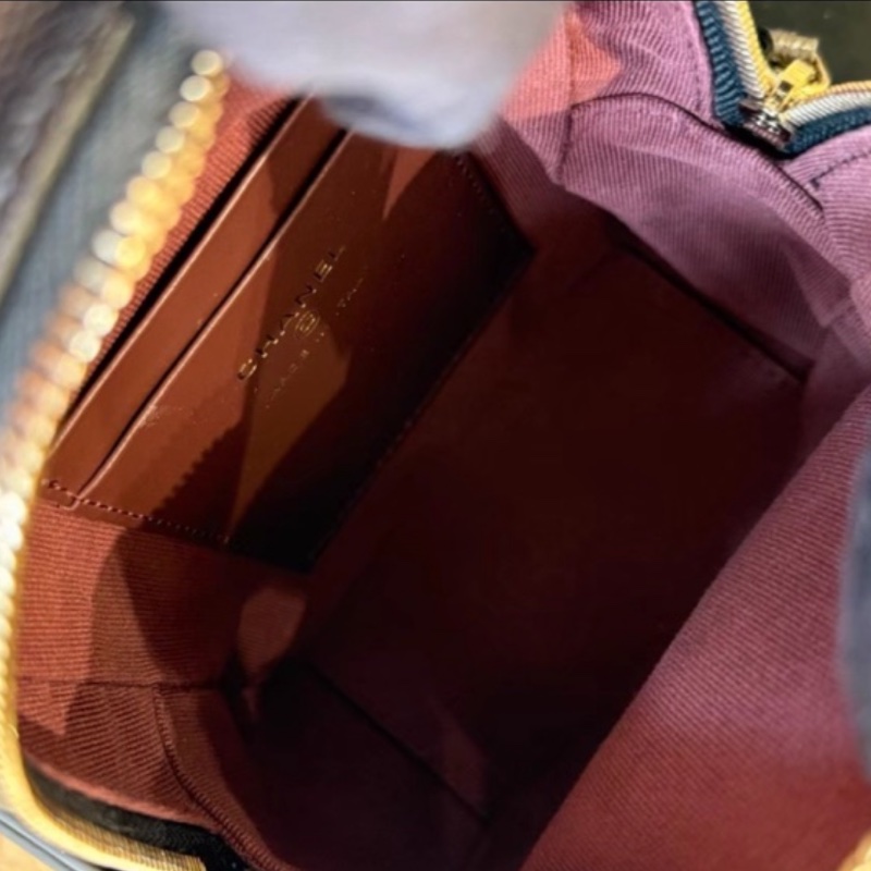 CHANEL香奈兒黑金荔枝牛皮24Cmini小書包全配購證🎒-33