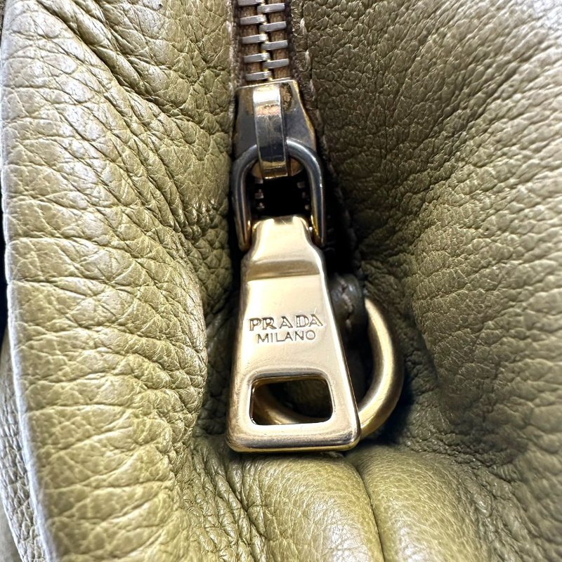 【美收精品】Prada 芥末綠手提包 C-395【隔月月中將轉賣至日本 上架期限30天】-15