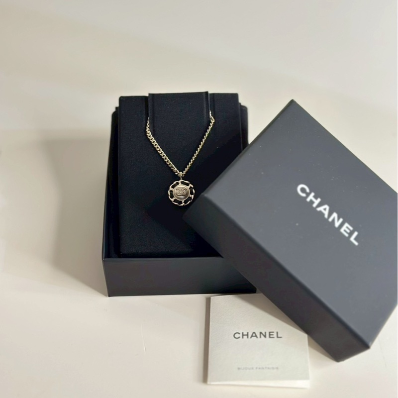 CHANEL｜皮穿珍珠項鍊-0