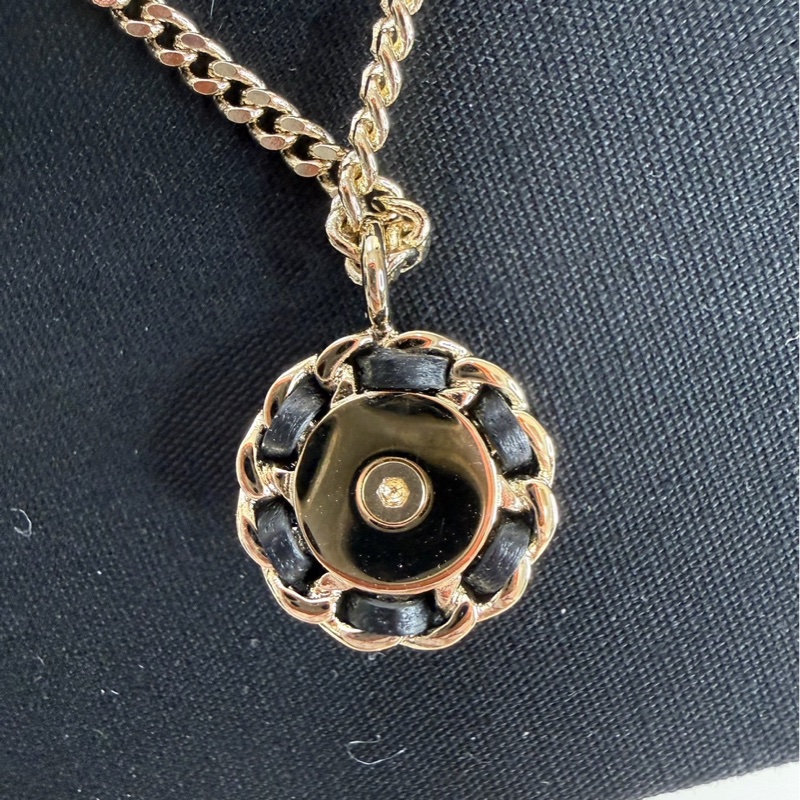 CHANEL｜皮穿珍珠項鍊-2