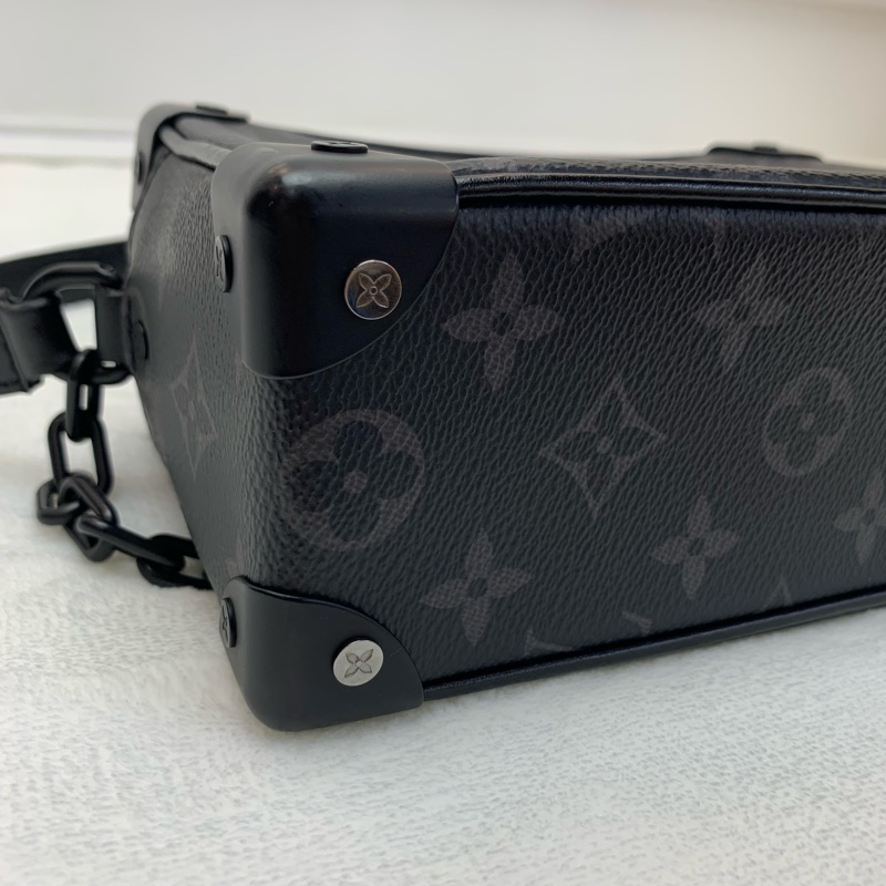 中性款🖤LV黑武士Mini Trunk-4