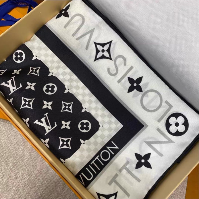 Louis Vuitton Monogram Infinity 90方巾-2