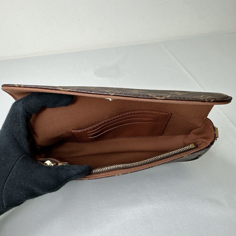LV 全新Wallet on Chain Ivy麻將包-7