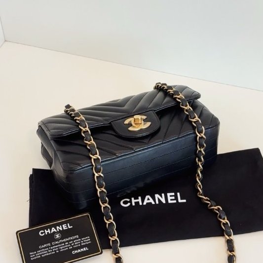 近新品 香奈兒/Chanel 黑金V紋 大mini鏈條包-5