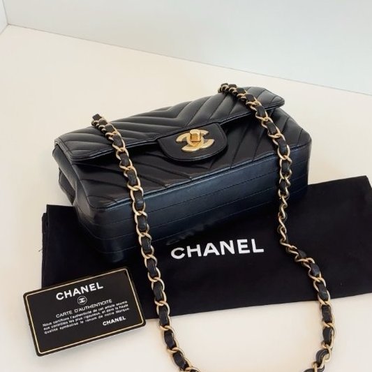 近新品 香奈兒/Chanel 黑金V紋 大mini鏈條包-8