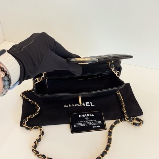 近新品 香奈兒/Chanel 黑金V紋 大mini鏈條包-9