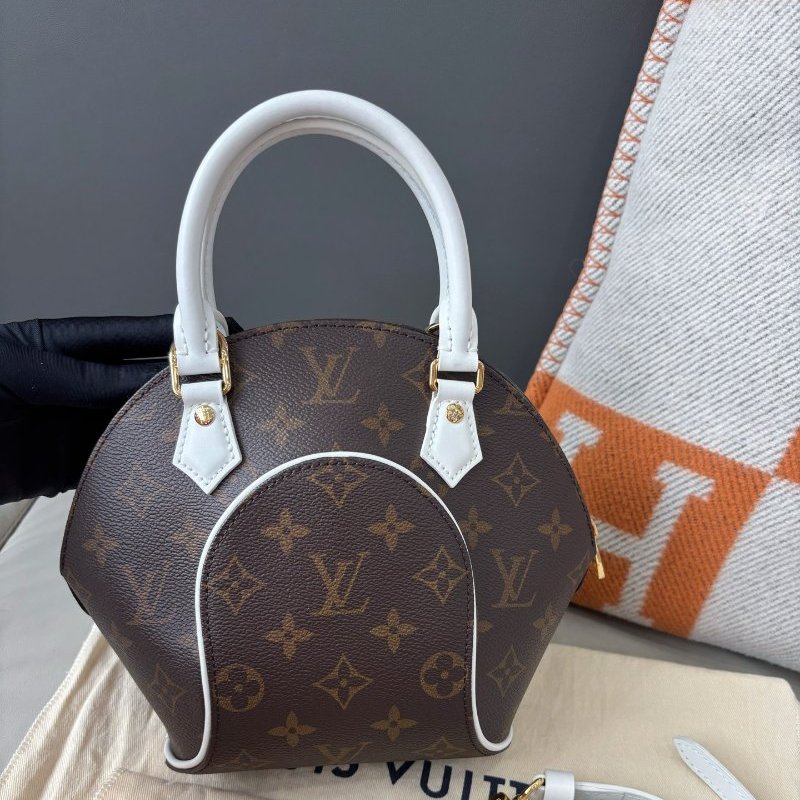 近新品 路易威登/Louis Vuitton 老花Ellipse BB河蚌包 芯片款-6