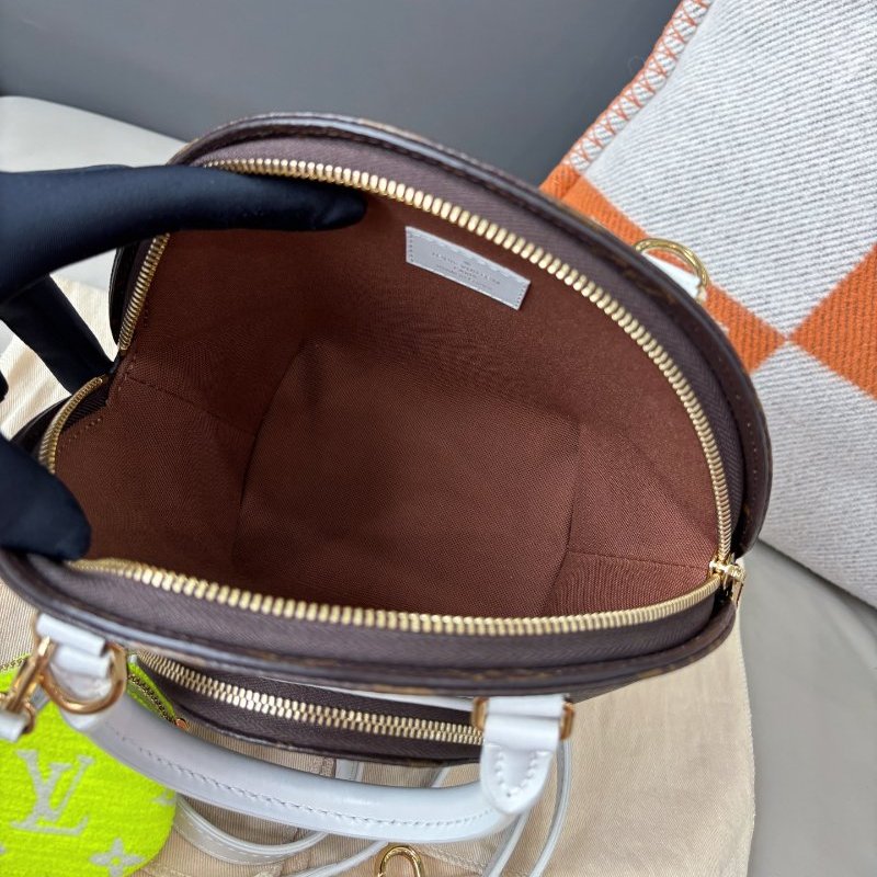 近新品 路易威登/Louis Vuitton 老花Ellipse BB河蚌包 芯片款-7