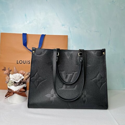 LV OnTheGo MM皮革壓紋托特包