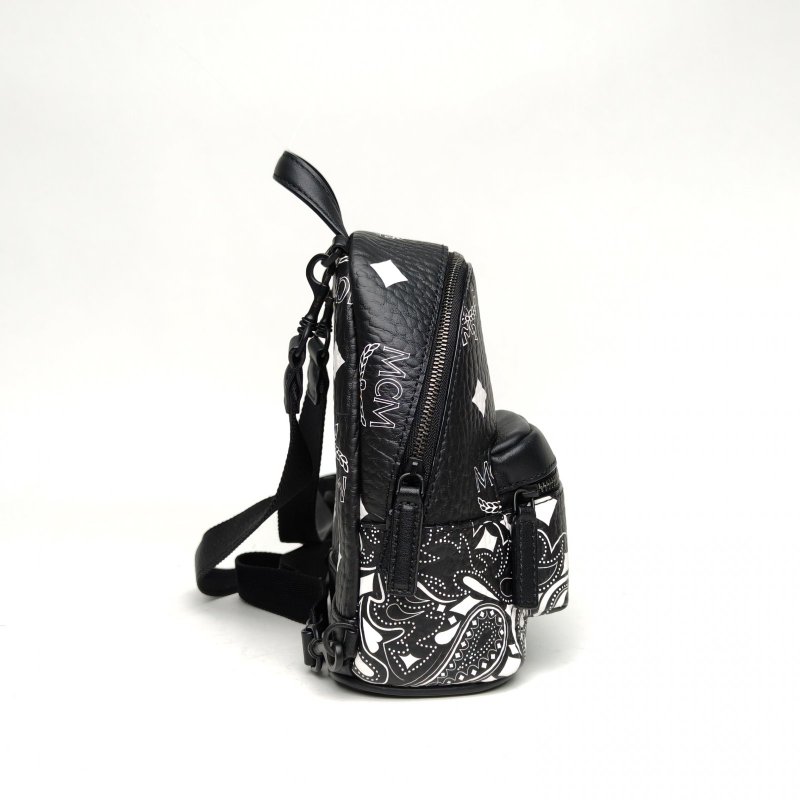 MCM 黑白人造革雙肩包超mini肩背包-3