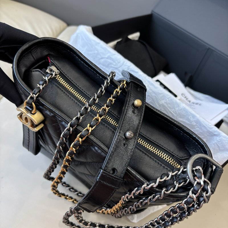 近新品 香奈兒/Chanel 黑金V紋小號流浪包-5