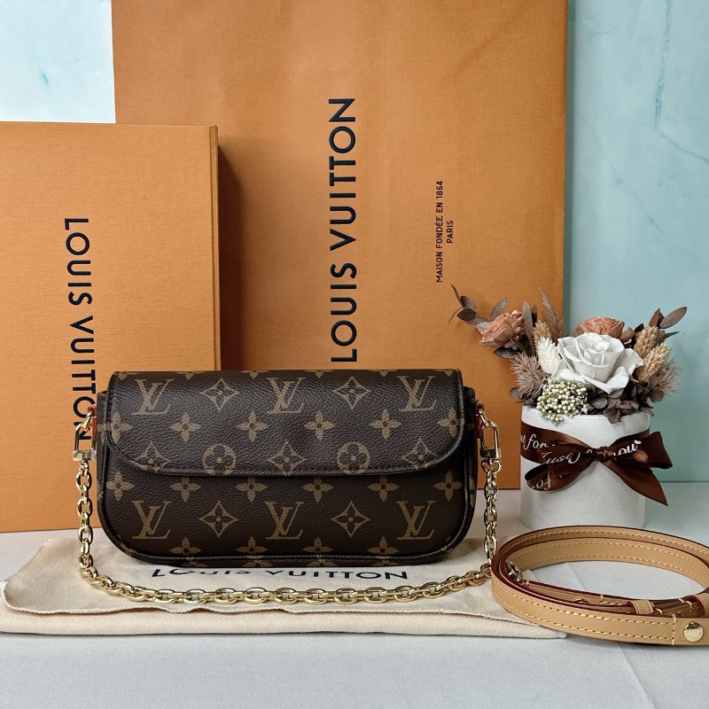 LV 全新Ivy麻將包-0