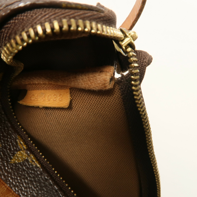 LOUIS VUITTON Monogram Pochette Accessoires手挽袋-6