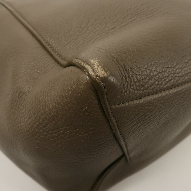 CELINE 牛皮皮革Sangle Bucket Large肩背袋-12