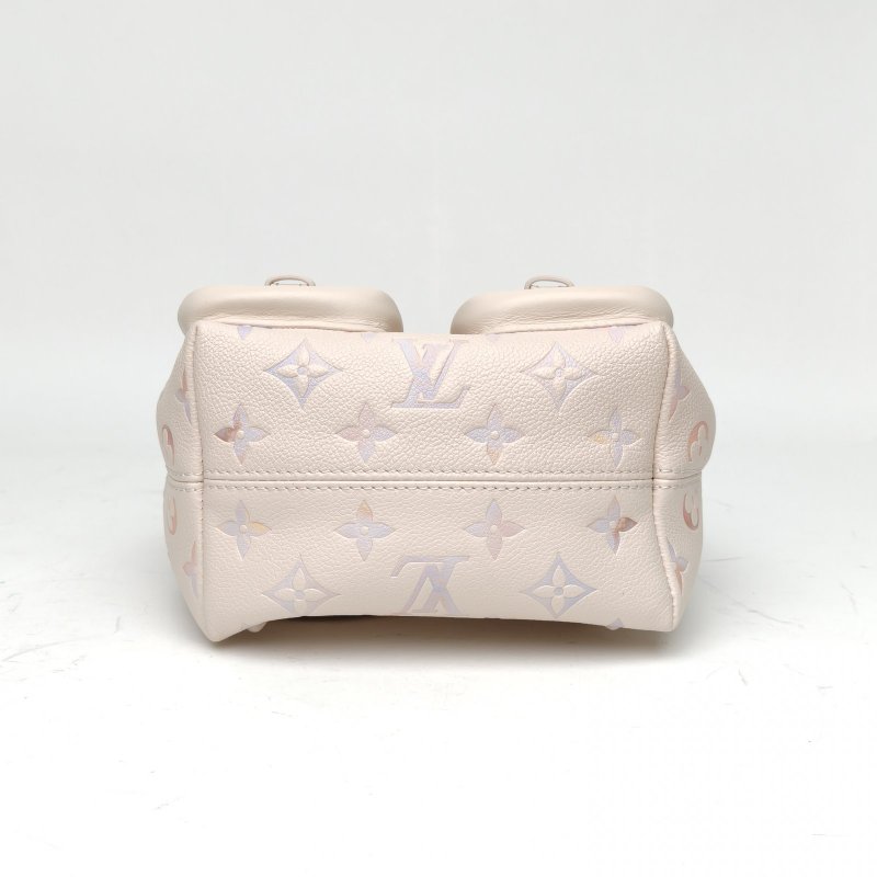 LOUIS VUITTON Backup雙肩包漸變色牛皮晶片老花壓紋肩背包-4