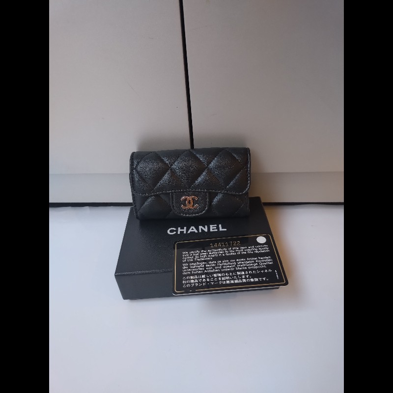 Chanel 黑羊皮菱格6孔鑰匙包-2