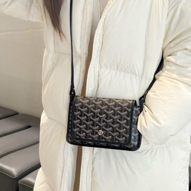 【現貨】Goyard 超級搶手 黑黑 信封包 郵差包 小包當道-1