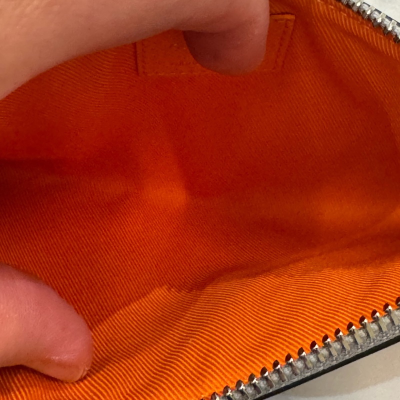 Louis Vuitton 路易威登 M44178-Monogram Satellite Alpha 手拿包 銀色-13