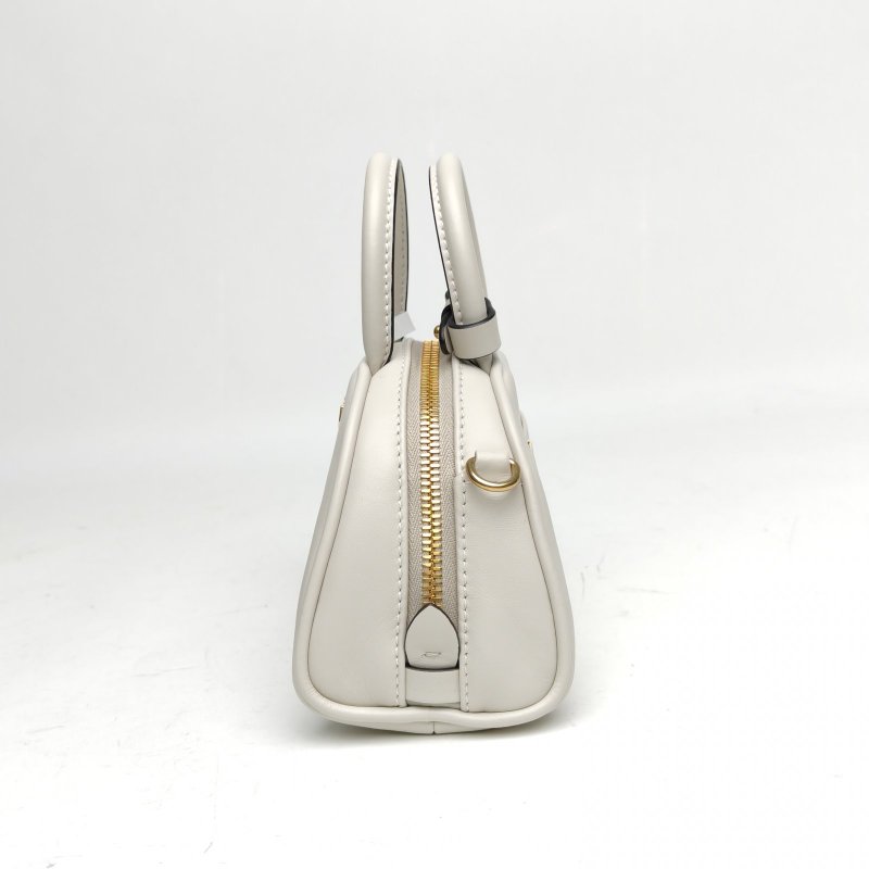 MIU MIU 白色牛皮金扣保齡球mini半月包手提斜挎包肩背包-1