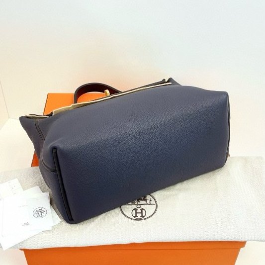 閒置新 Hermes愛馬仕 2424 午夜藍拼黑 金扣大號 手提包 Togo拼s皮-9