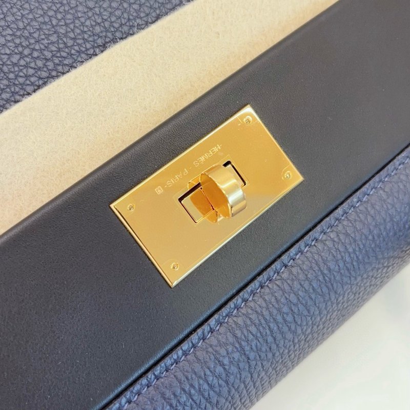 閒置新 Hermes愛馬仕 2424 午夜藍拼黑 金扣大號 手提包 Togo拼s皮-11