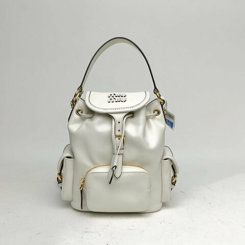 MIU MIU MIUMIU雙肩包皮革徽標小牛皮白色牛皮革肩背包