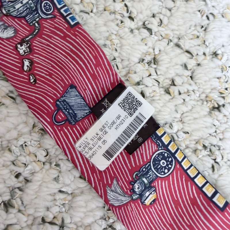 ❤️❤️Hermes 愛馬仕 Twilly 絲巾❤️❤️閒置品-13