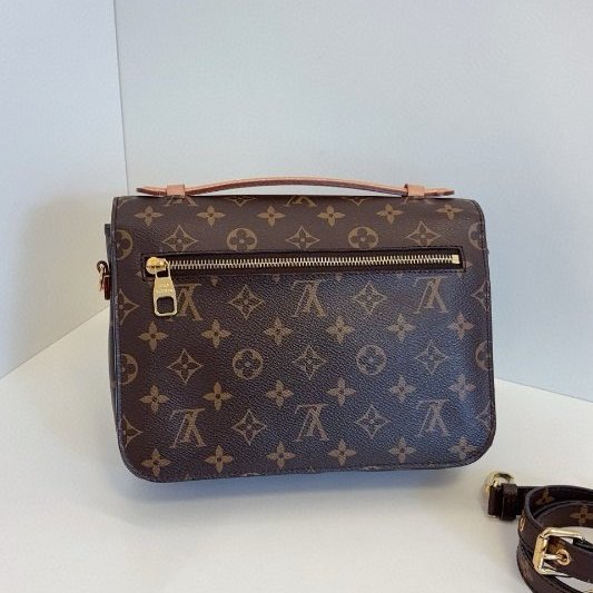 路易威登/Louis Vuitton Metis 老花郵差包-8