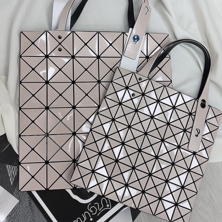 【現貨】三宅一生 BaoBao 7x7 奶茶色 手提包 托特包-0