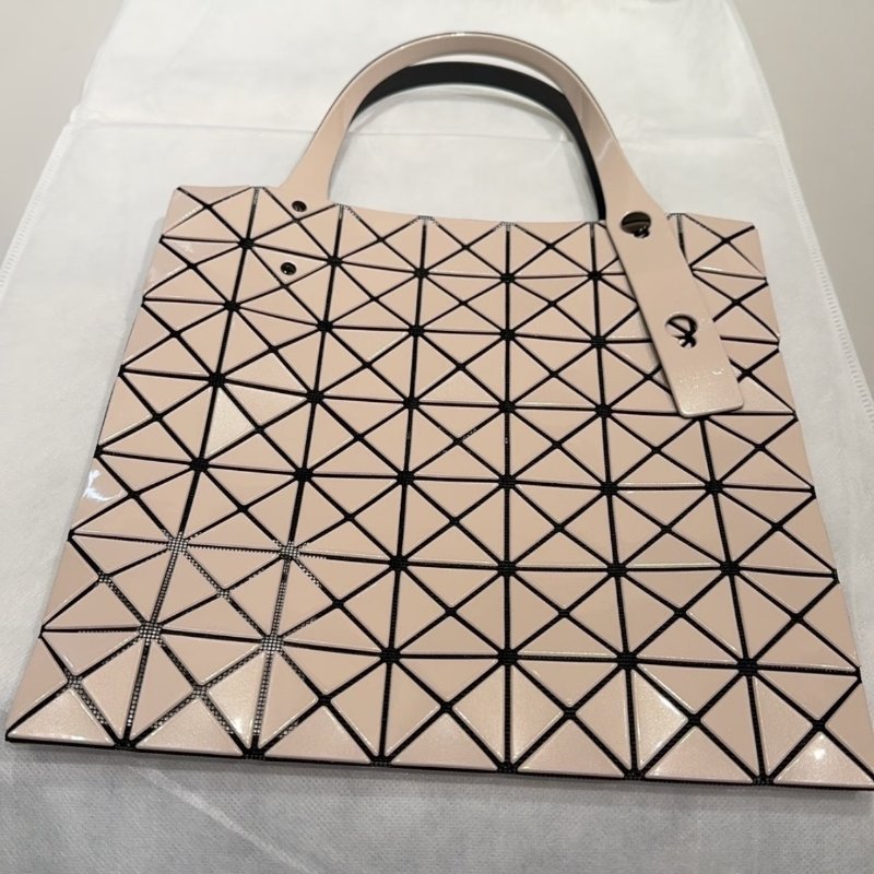 【現貨】三宅一生 BaoBao 7x7 奶茶色 手提包 托特包-7