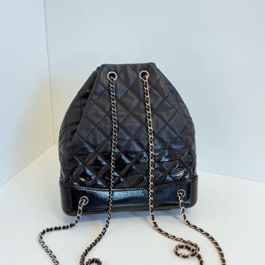 近新品 香奈兒/Chanel Gabrielle 黑銀漸變流浪雙肩包 中號-1