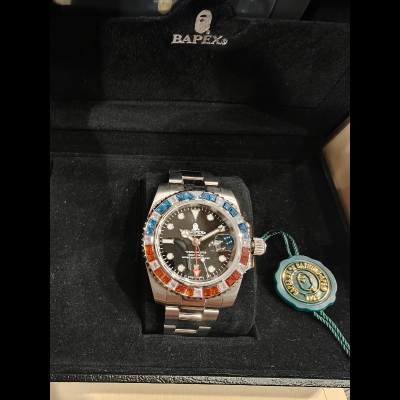 日本帶回藍白紅可樂鑲鑽bape手錶-1